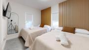 MIA Home Near Brickell Beach Airport Theater Room