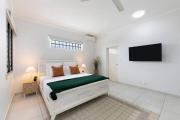 Marina Breeze - Minutes to Mindil Beach and Darwin CBD