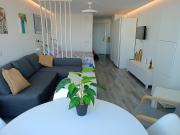 Estudio vista al mar en urbanización con salida a la playa