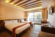 Top Sauraha