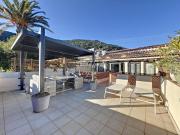 Appartement 2 à 4 personnes avec grande terrasse aménagée et pergola à 300m de la plage de Pramousquier - Le Lavandou