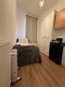 Single Ensuite Room in Shepherds Bush