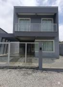 Casa linda e espaçosa ao lado do Morro para Bombinhas