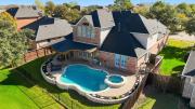 6BD Luxury Retreat w Backyard & Access Golf Course