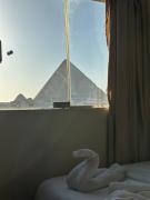 Lapopo Pyramids View Inn