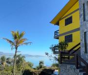 Casa completa com vista para o mar e piscina privativa