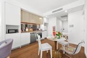 Bright Apt Prime Location Near Station & Chatswood