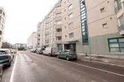 Bright & Comfy 79m2 2BR Apartment with Sauna and Balcony