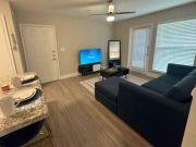 Airy 1 Bed 1 Bath Walk to NRG near Med Center