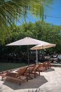 Top Caye Caulker