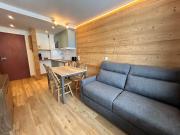 Studio cabine rénové au pied des pistes avec balcon à Tignes - FR-1-502-577