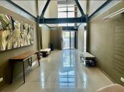 Fernando Pessoa Home Design - Flatsna Beira-Mar de Boa Viagem por Yolo