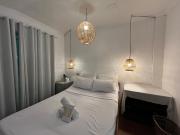 500mbps AC room with kitchen Central RRJ homestay