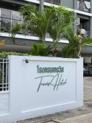 OYO 75446 Travis Inthamara 49