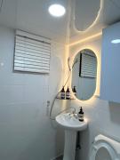 5 minutes from Sangsu Station, 5 minutes from Hongdae Street, Airport Bus, Sensory Accommodation