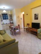 Top Mikros Gialos Top Mikros Gialos