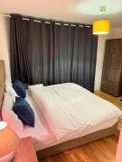 London Luxury Self-Catering Apt with Sleep 6