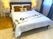 JLs Bondi Escape - Walk to beach and Shopping