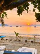 NEW Beach Bungalow with sunset view