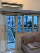 1 BR Boni LIGHT Condo WIFI Netflix Pool Balcony