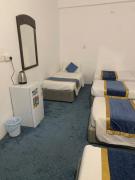 الشقق الأولى السكنية