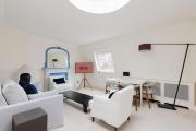 GuestReady - Chic 2-Bed in Earls Court
