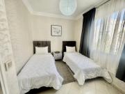 Cosy Apartment 10 min To Beach With Free Parking