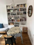 Gagliardini - KP - Cosy 2-pers apt in lively neighborhood Paris 20
