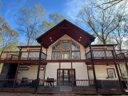 Top Broken Bow