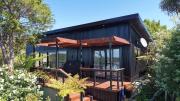 Golden Bay Heights - Luxury Accommodation