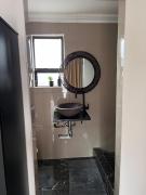 MorningMist Boutique 27 Dawie de Villiers Room 2