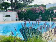 Maison 2 chambres - parking- piscine collective - clim RDC - wifi