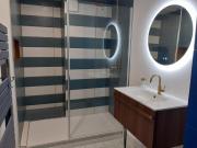 Carteret centre, port avec balcon vue mer