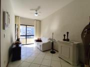 B362 - Cobertura a poucos passos do mar com piscina privativa.