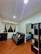 1BR Retro-styled Condo unit in BGC, Taguig City