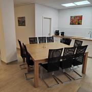 Eleonoras Ferienwohnung in Würzburg Stadt mit Terrasse und eigenen Parkplätzen vor der Tür, für große Gruppen bis zu 13 Personen geeignet