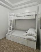 Duck and Drift Hostel - A sleeper Hostel