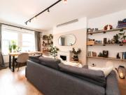 Stylish 2-Bed Flat in Woolwich, Central London