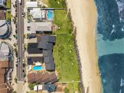 Top Lennox Head
