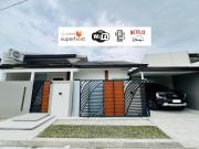 Stylish 3BR Residence - Smart Bath - Cozy Vibes