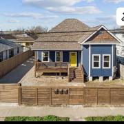 Central Houston Stay with Easy City Access