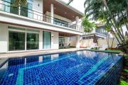 Top Jomtien Beach