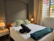 Outspan Lodge