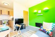 The Point Apartment, Leeds City Center