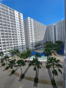 SM Mall Of Asia Shore Residences Vian