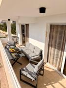 Rope and Reef 2BD Walk to Nissi Beach and Pool