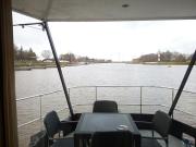 Hausboot Levitate im Hafen von Barßel