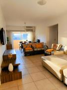 Apartment - One block from the sea, Downtown BC