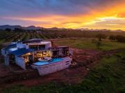 Izakithi River Villa