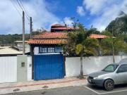 Casa azul perto do centro e caminho das praias agrestes
